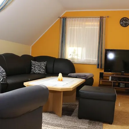 Apartment Moni
